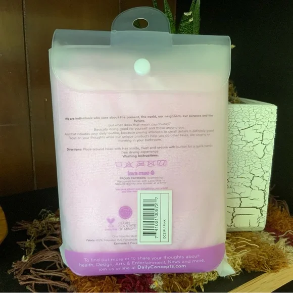 Daily Concepts Hair Wrap Towel - Picture 2 of 3